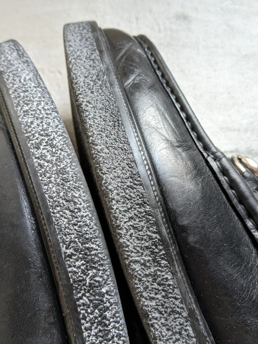 Gucci Men's Black Leather Horsebit Loafers